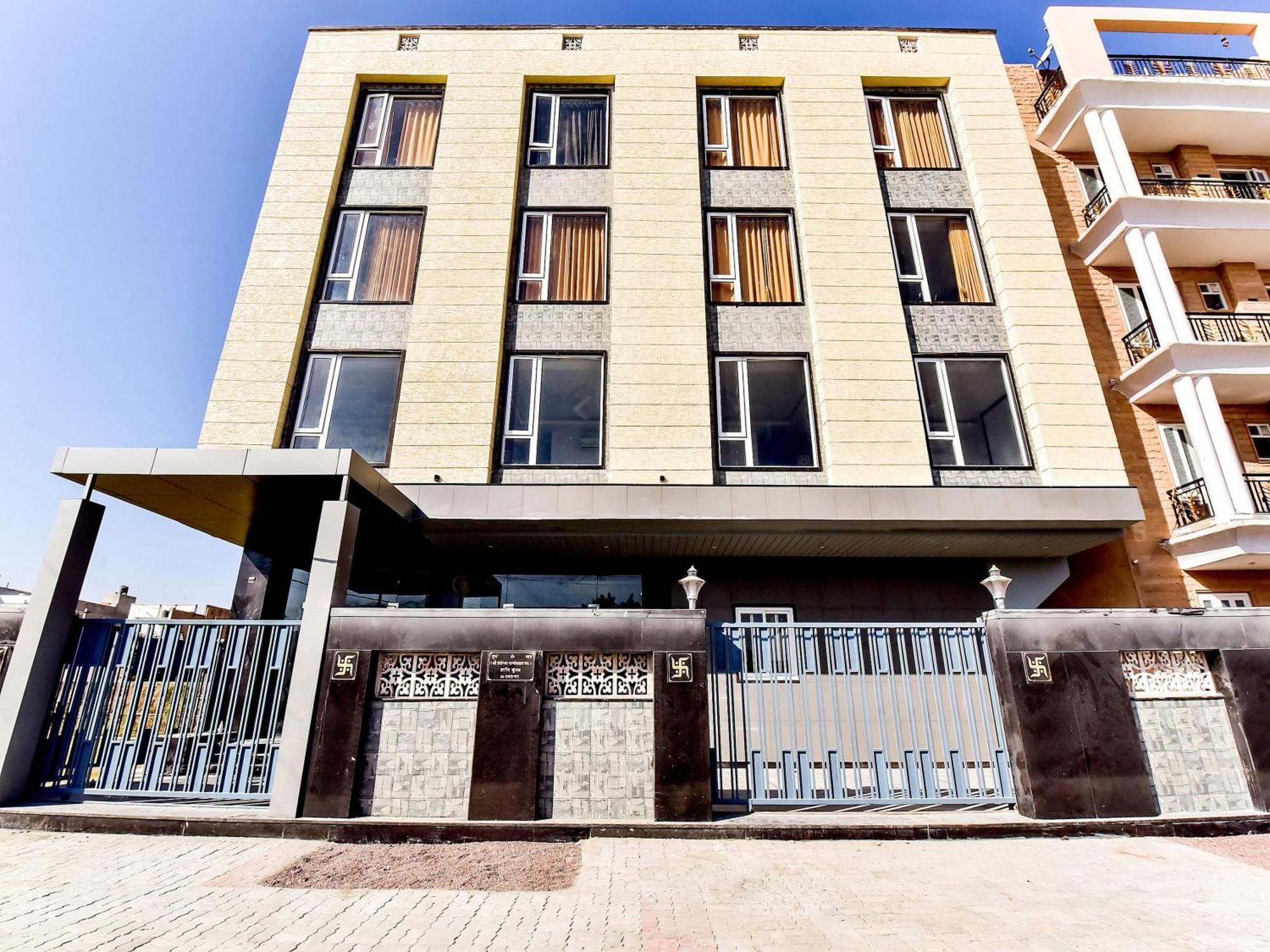 Capital O Maurya Inn Джодхпур Экстерьер фото