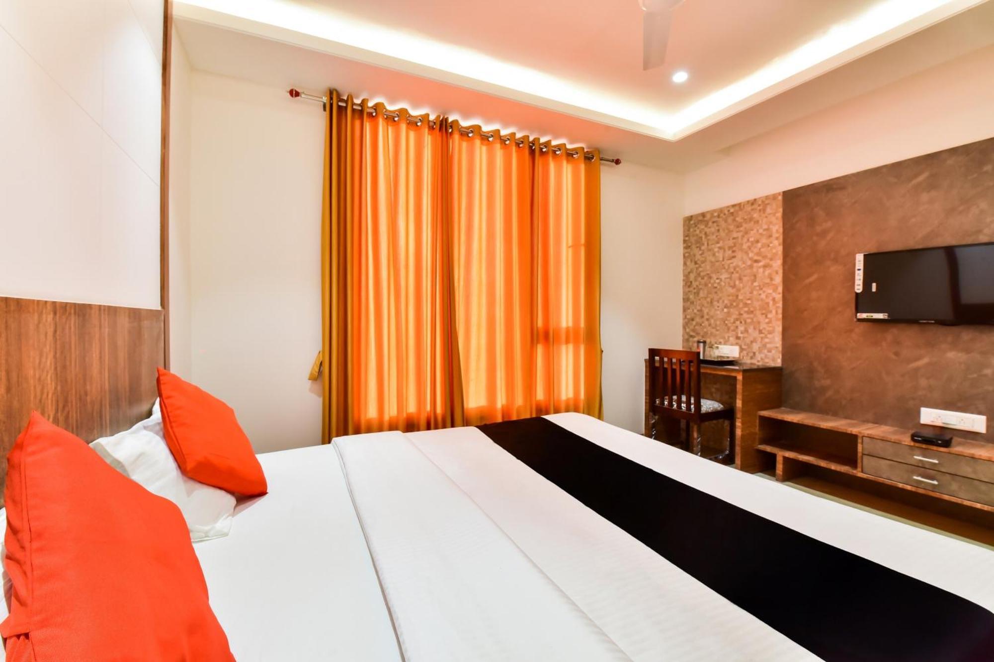 Capital O Maurya Inn Джодхпур Экстерьер фото